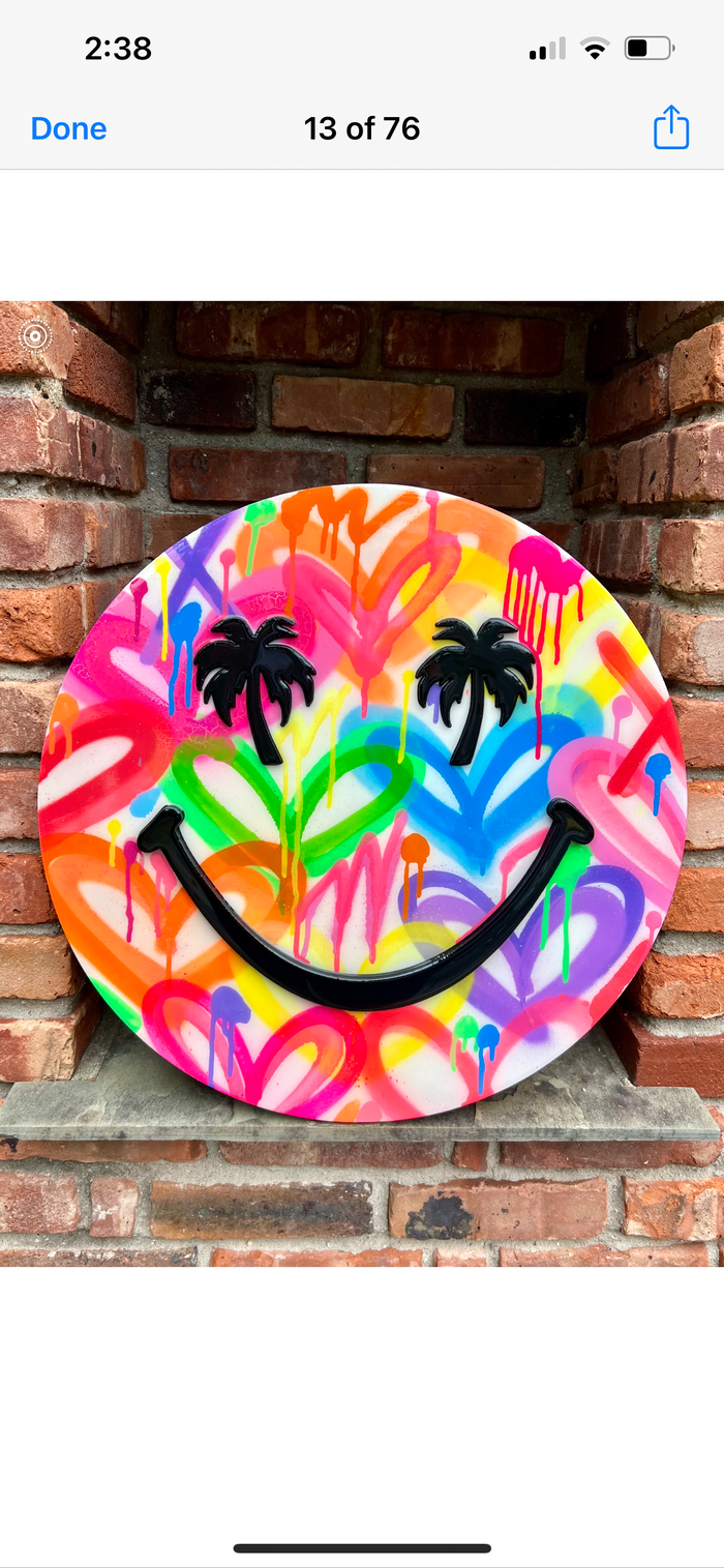 Smiley palm trees